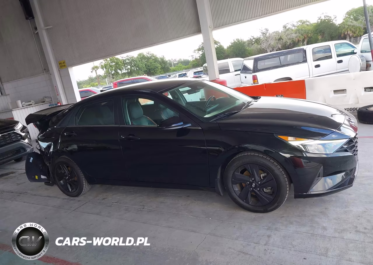 2022 Hyundai Elantra Sel VIN:5NPLS4AG0NH059392 - 13