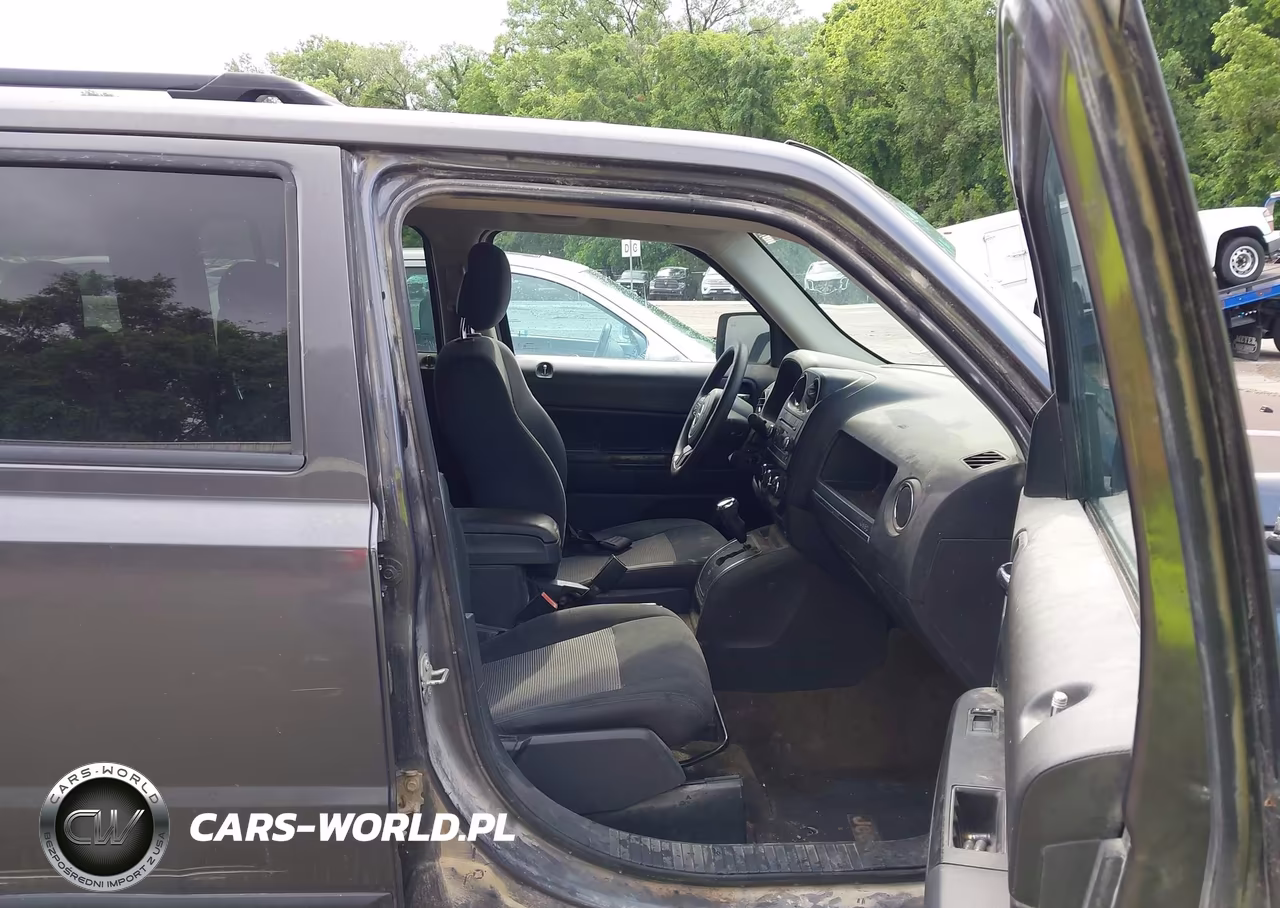 2017 Jeep Patriot Sport 4X4 VIN:1C4NJRBB7HD138810 - 5