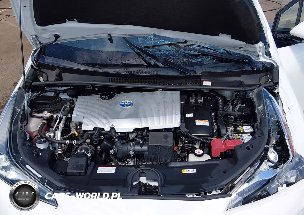 2020 Toyota Prius Le VIN:JTDKARFUXL3125272 - 10