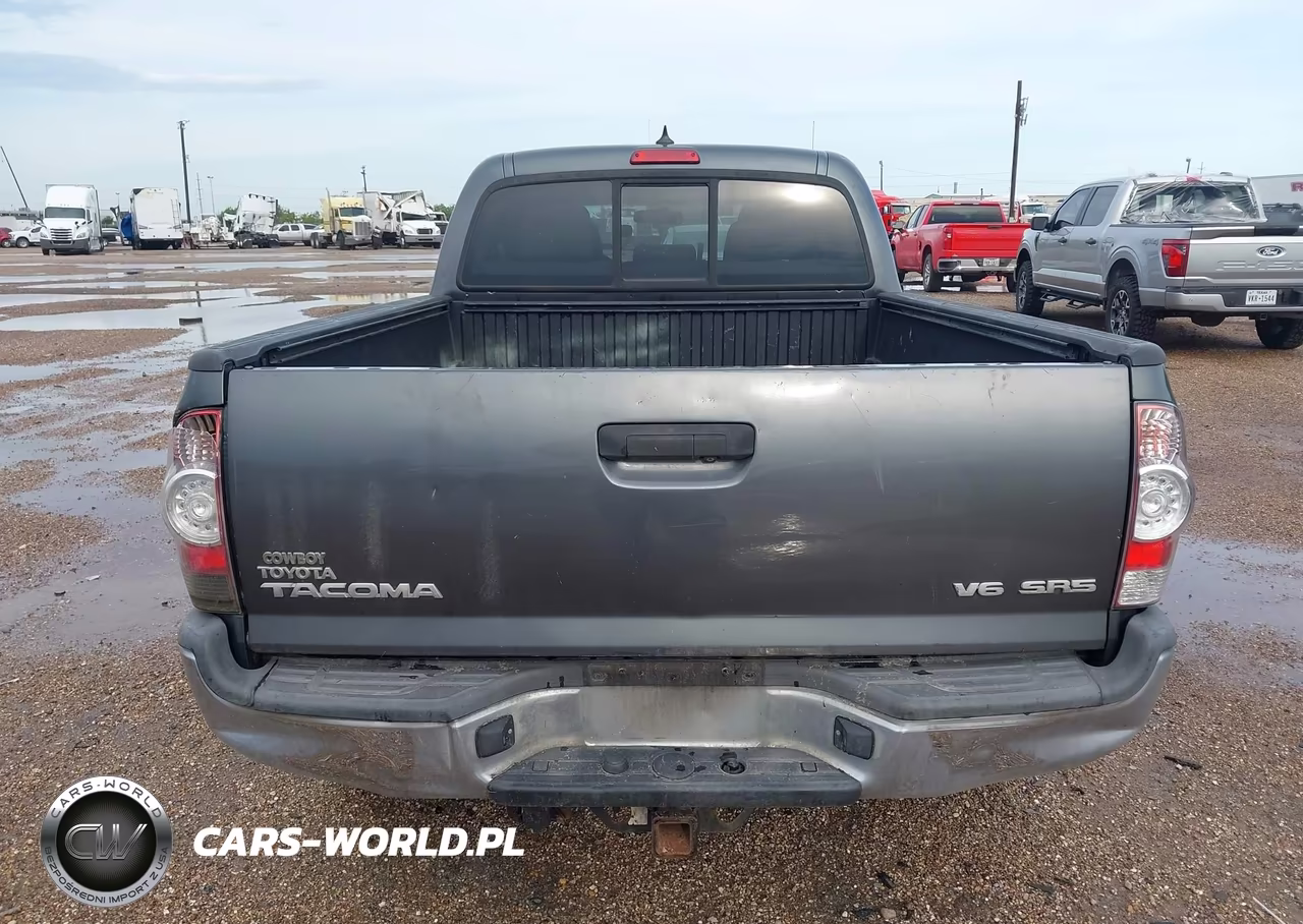 2014 Toyota Tacoma Base V6 VIN:3TMMU4FN6EM063205 - 17