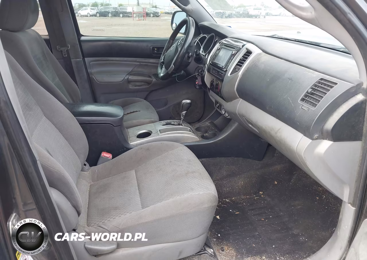 2014 Toyota Tacoma Base V6 VIN:3TMMU4FN6EM063205 - 5
