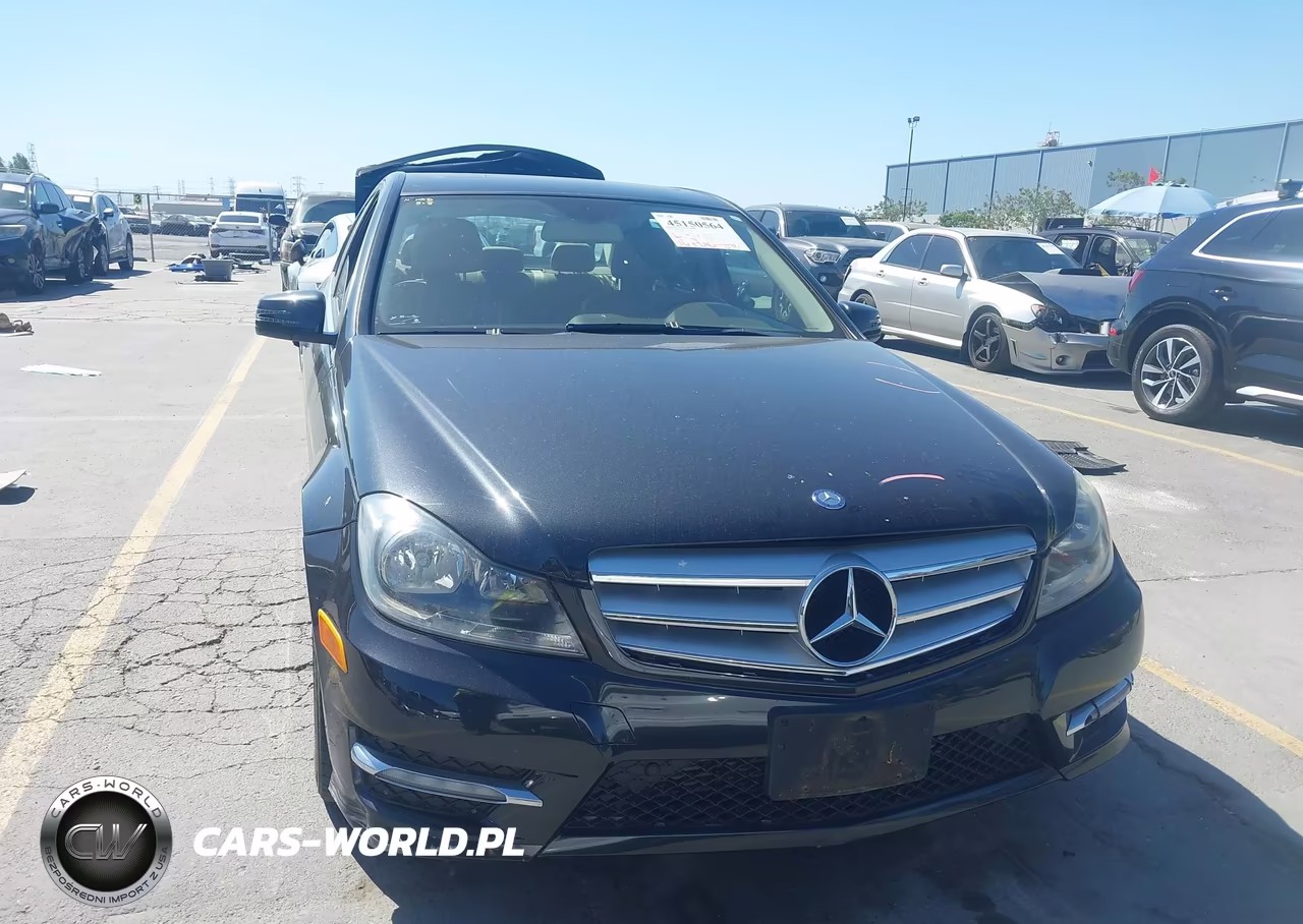 2012 Mercedes-Benz C 250 Sport VIN:WDDGF4HB4CA612765 - 13