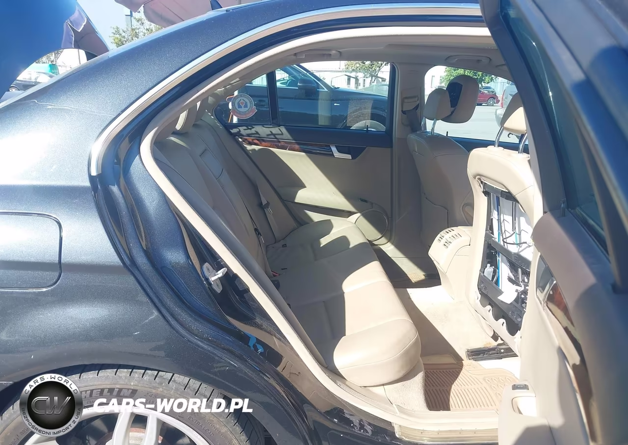 2012 Mercedes-Benz C 250 Sport VIN:WDDGF4HB4CA612765 - 8