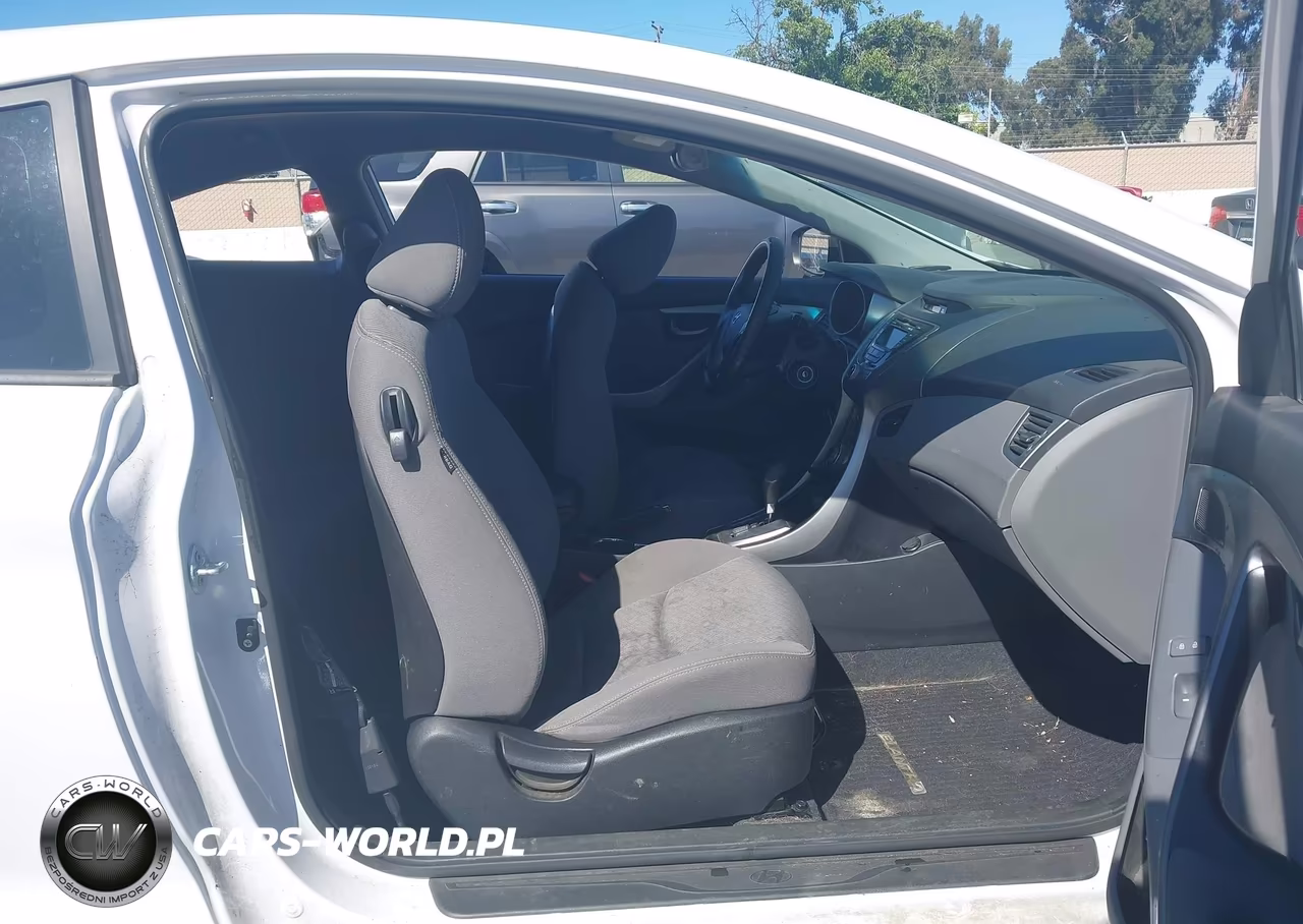 2013 Hyundai Elantra Gs VIN:KMHDH6AE7DU000319 - 5