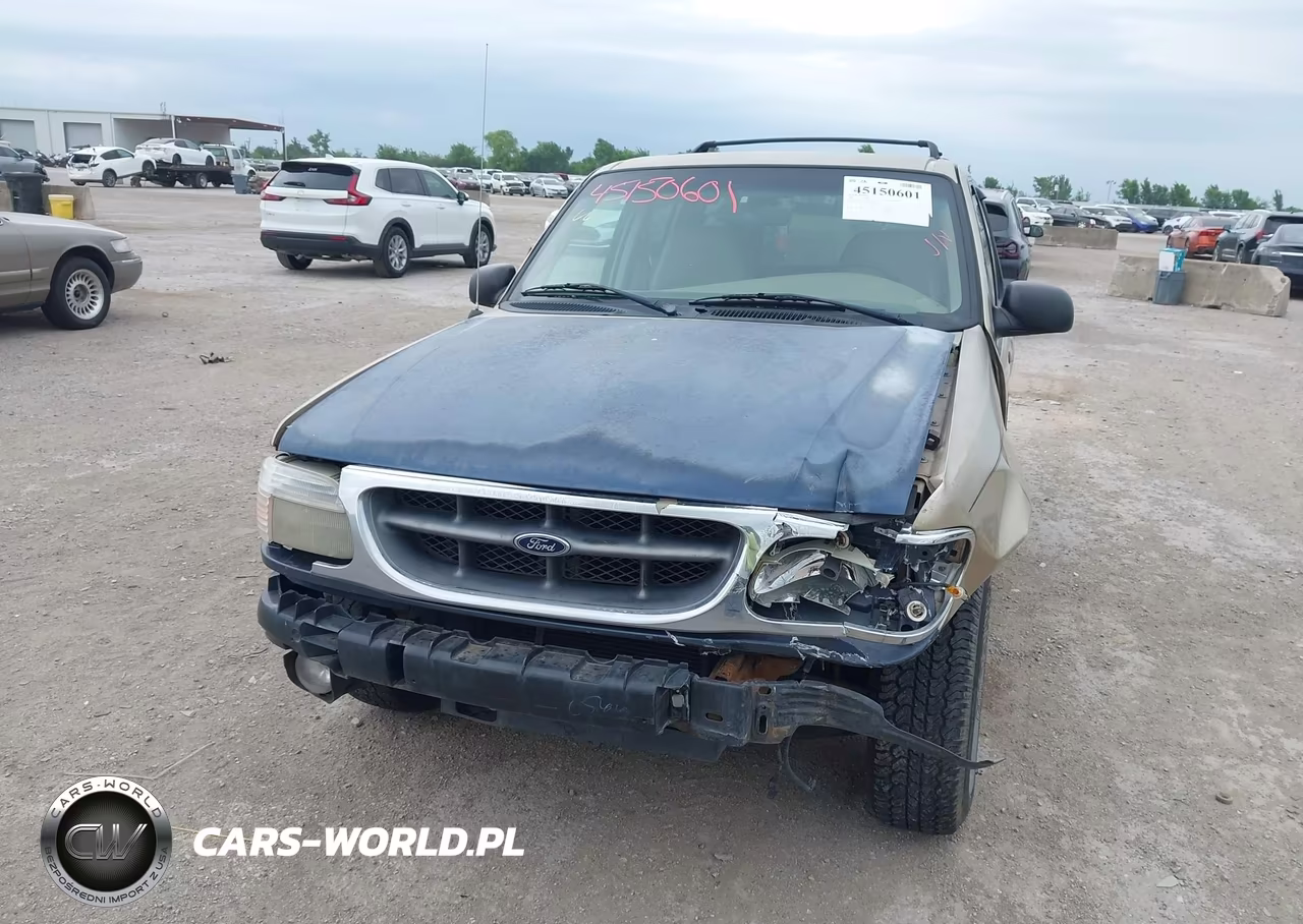 2000 Ford Explorer Xlt VIN:1FMZU83P0YUB81717 - 6