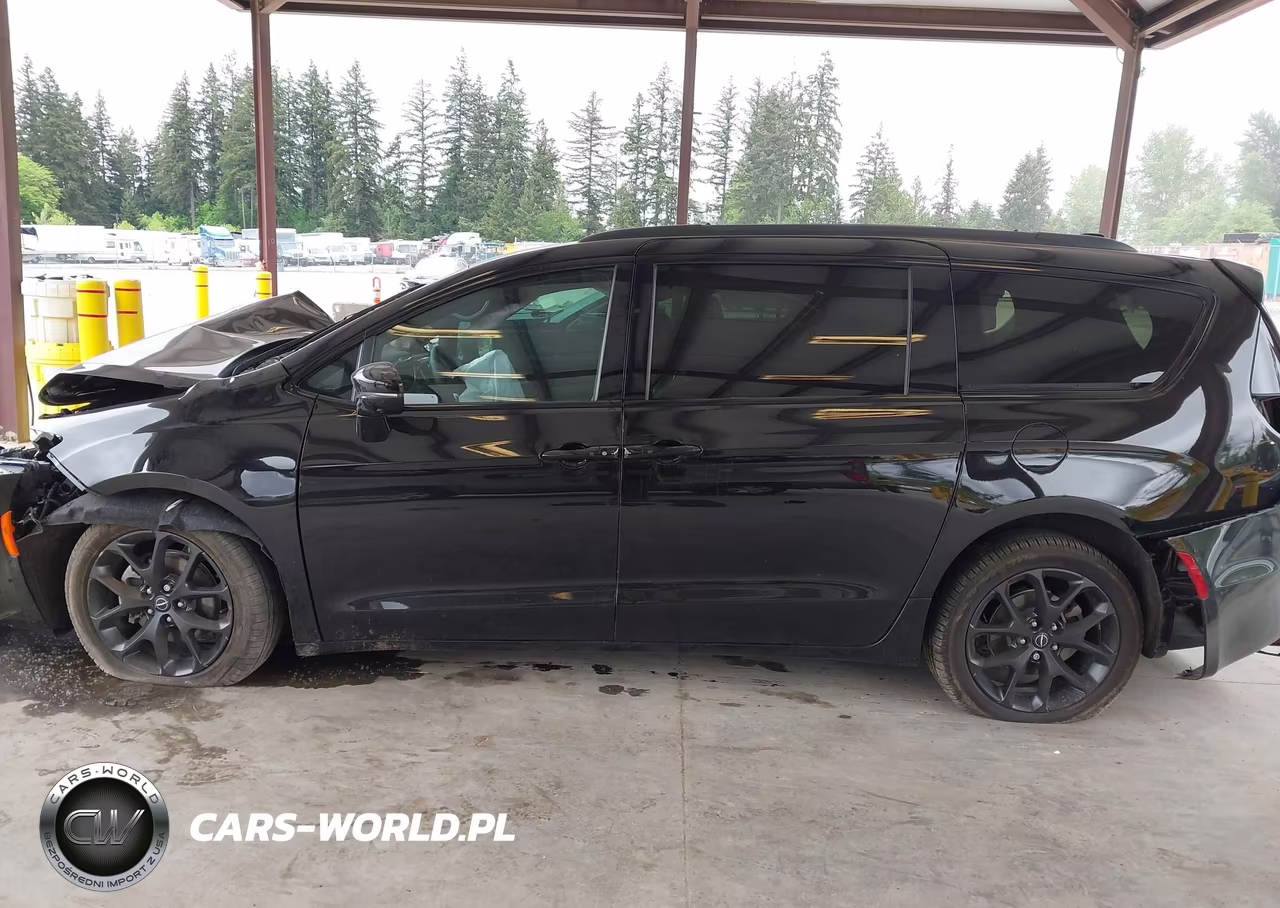 2026 Chrysler Pacifica Limited VIN:2C4RC1GG6TR163835 - 14