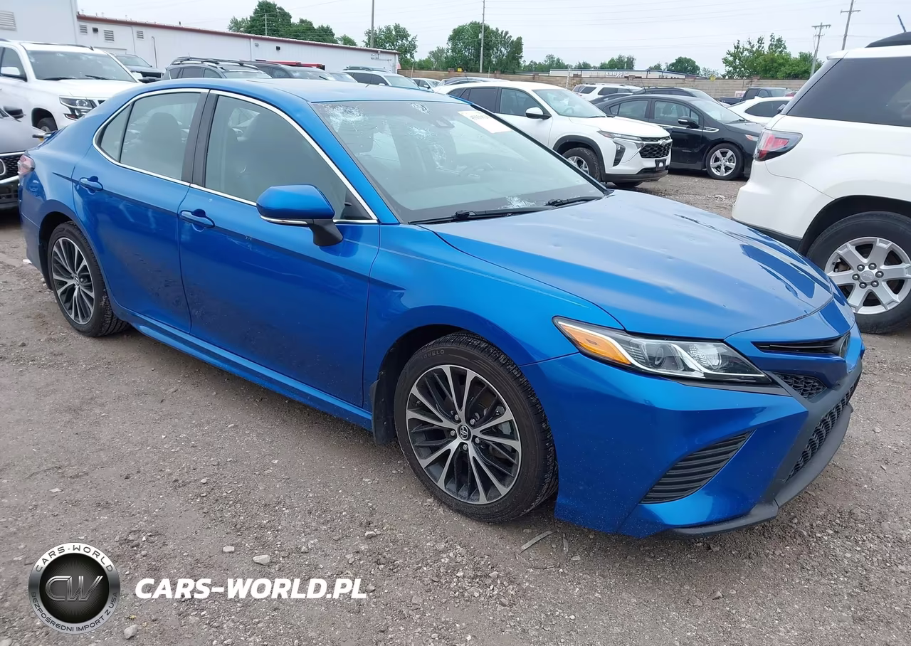 2018 Toyota Camry Se – zdjęcie 1 z 16