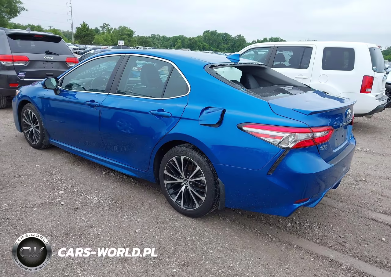 2018 Toyota Camry Se VIN:4T1B11HK4JU148465 - 3