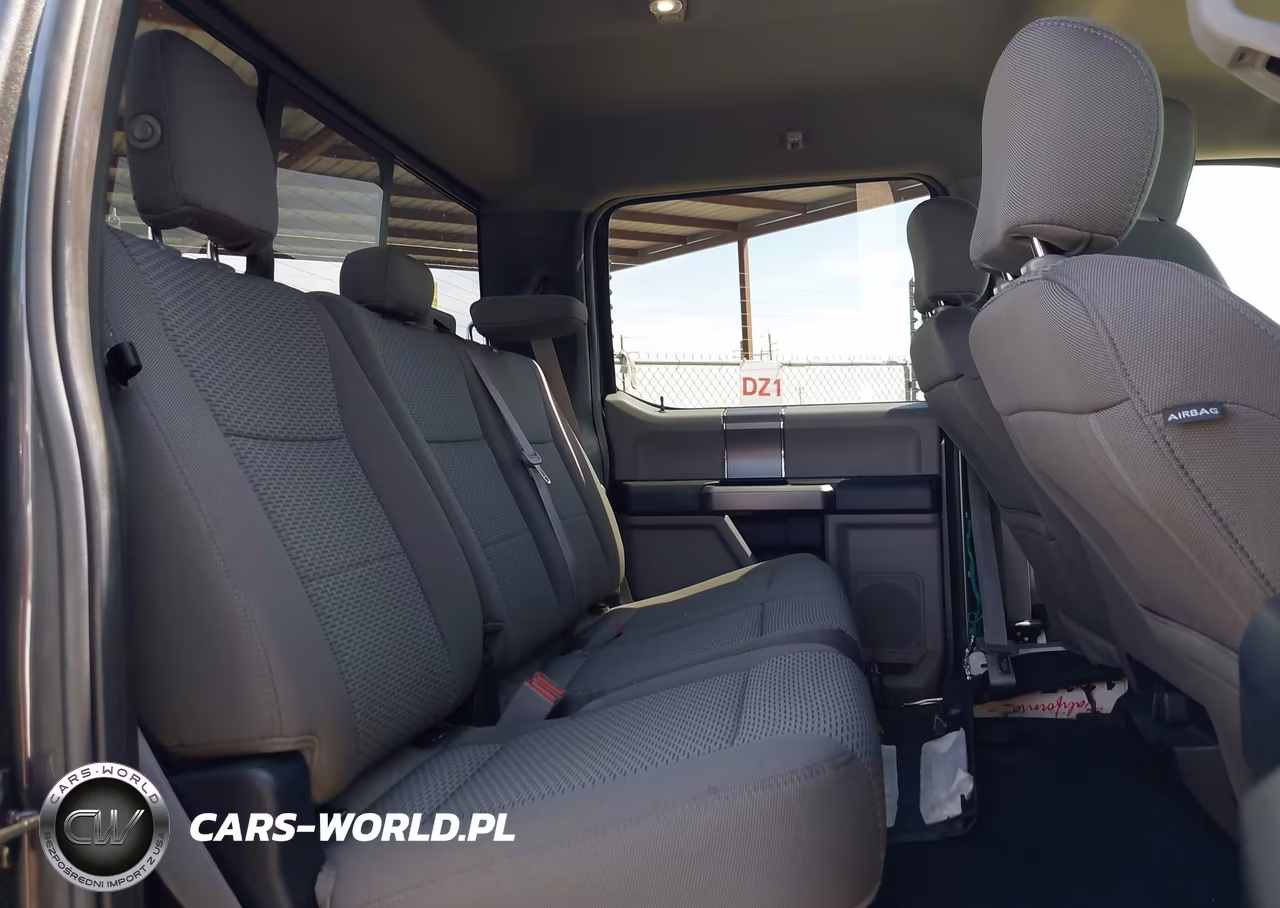 2018 Ford F-150 Xlt VIN:1FTEW1CP5JFE77749 - 8
