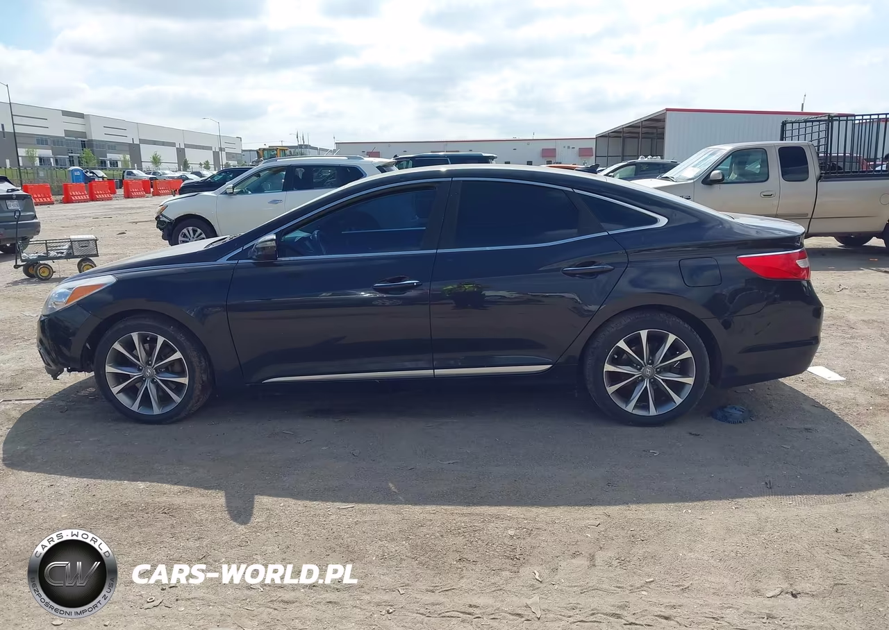 2015 Hyundai Azera VIN:KMHFG4JG1FA453051 - 14