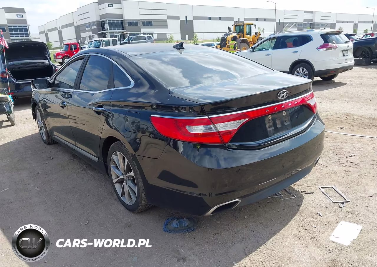 2015 Hyundai Azera VIN:KMHFG4JG1FA453051 - 3