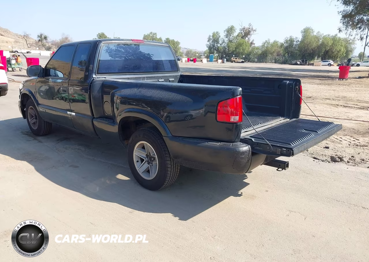 2000 Chevrolet S-10 Ls VIN:1GCCS1954Y8202073 - 3