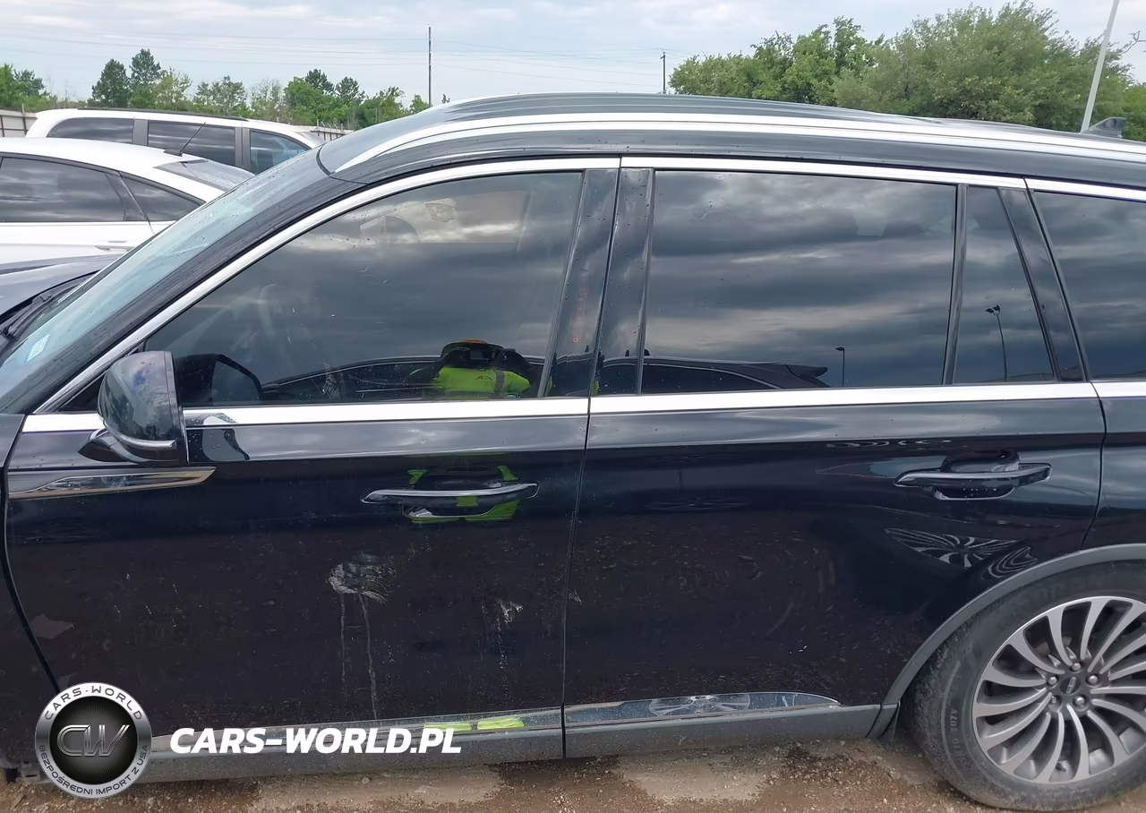 2020 Lincoln Aviator Reserve VIN:5LM5J7WC5LGL20965 - 15