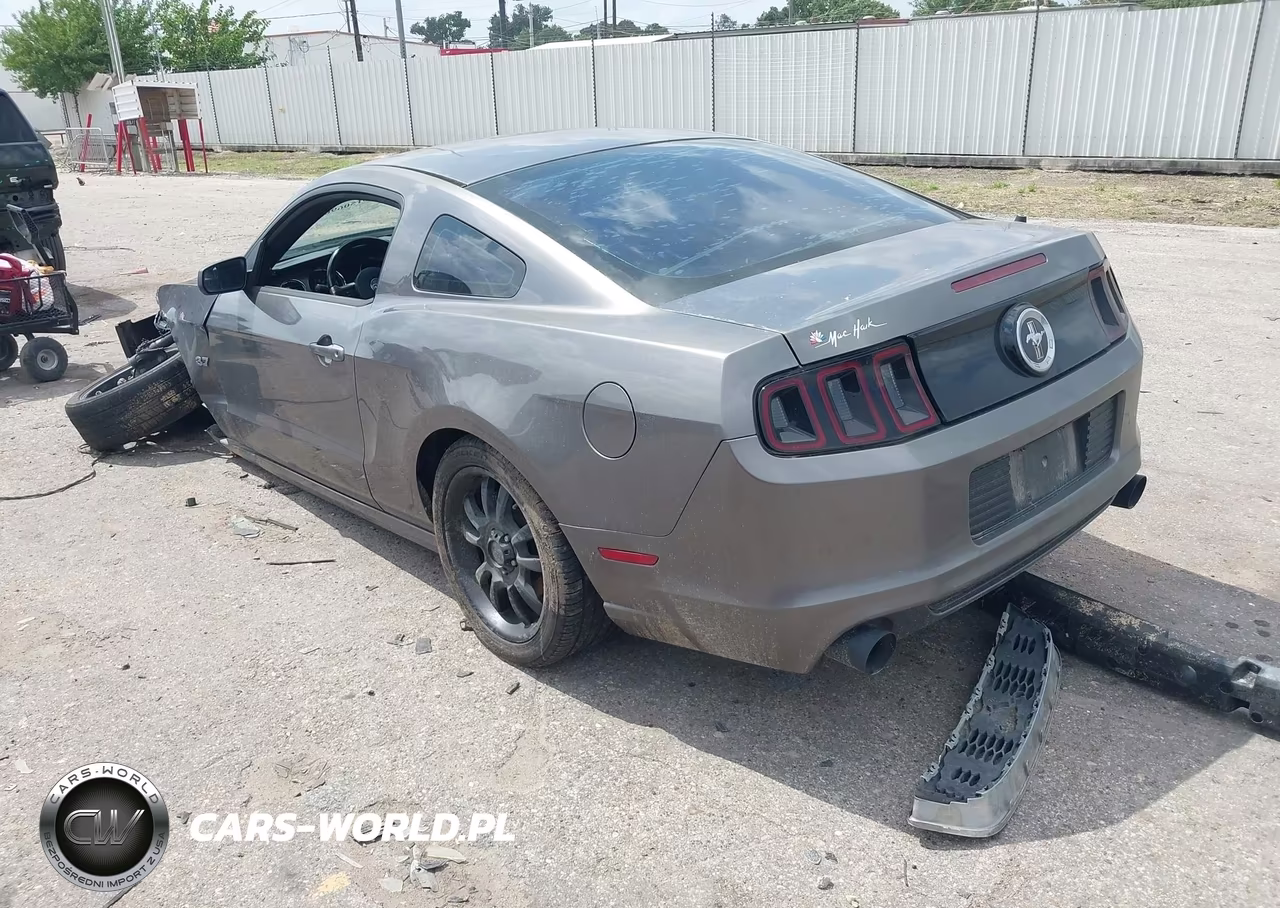 2014 Ford Mustang V6 VIN:1ZVBP8AM4E5309658 - 3