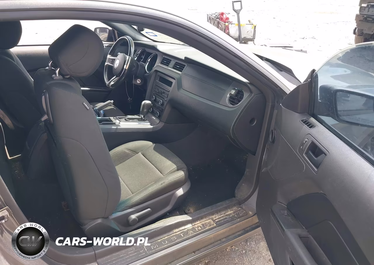 2014 Ford Mustang V6 VIN:1ZVBP8AM4E5309658 - 5