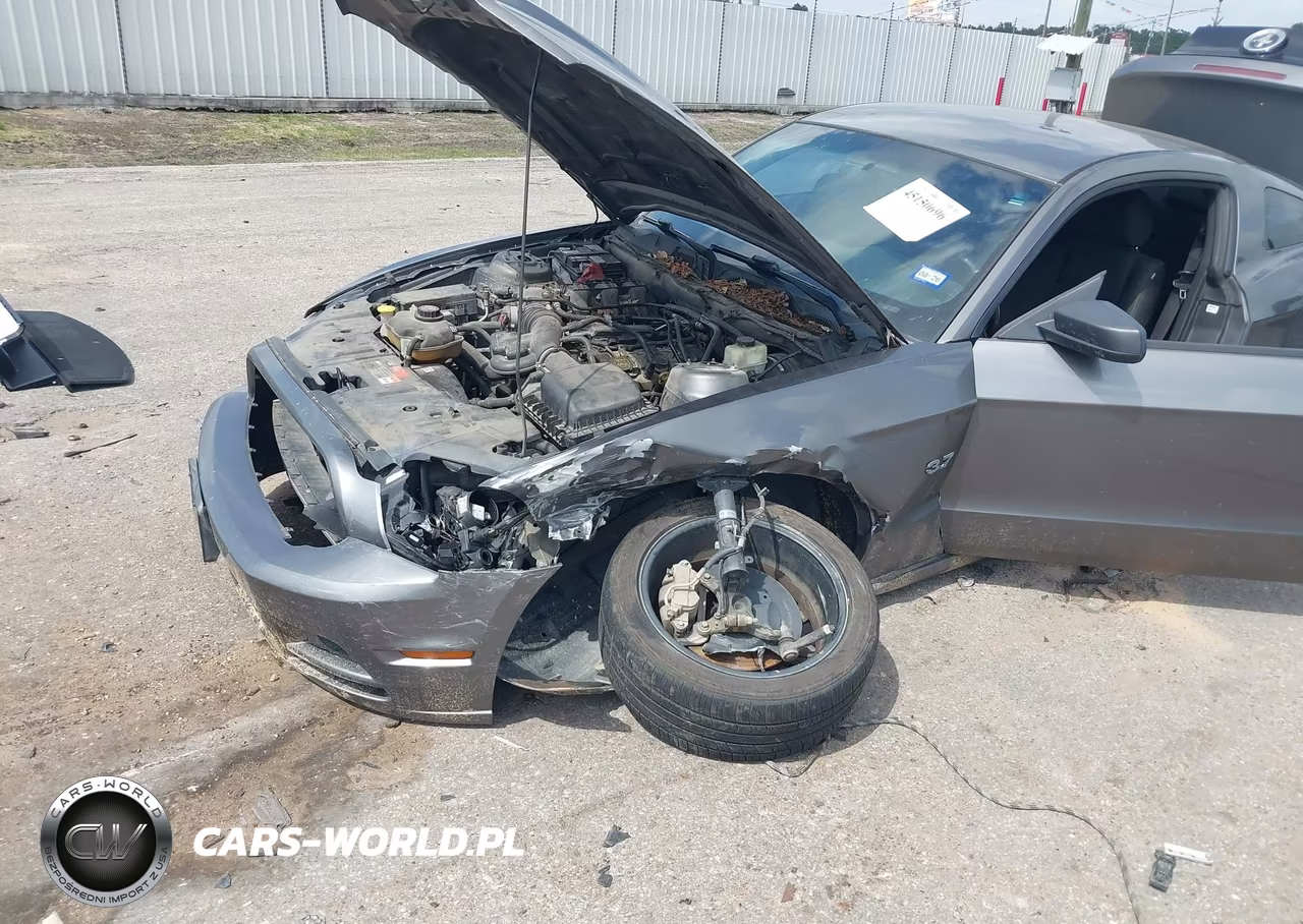 2014 Ford Mustang V6 VIN:1ZVBP8AM4E5309658 - 6