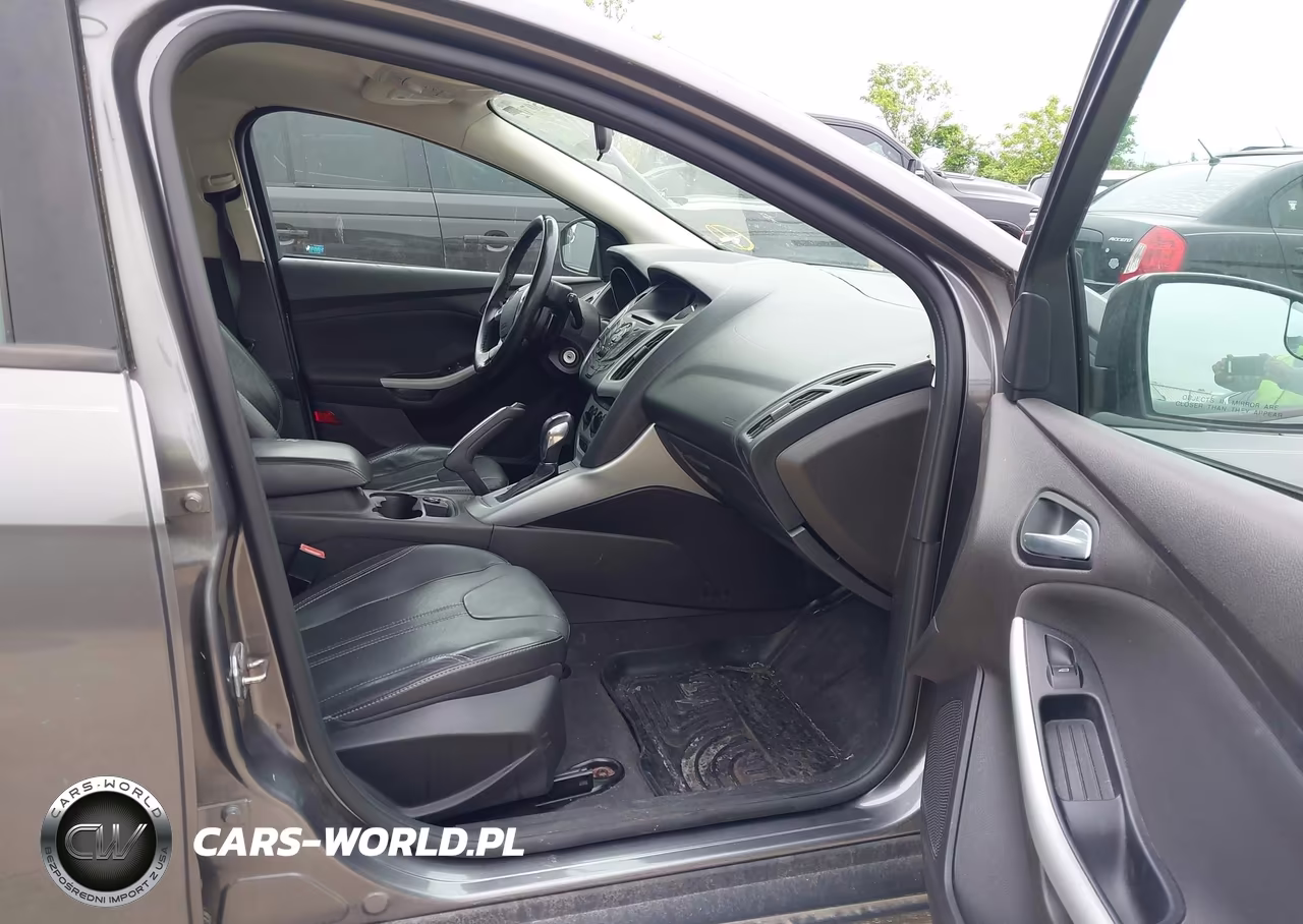 2013 Ford Focus Se VIN:1FADP3K29DL303043 - 5