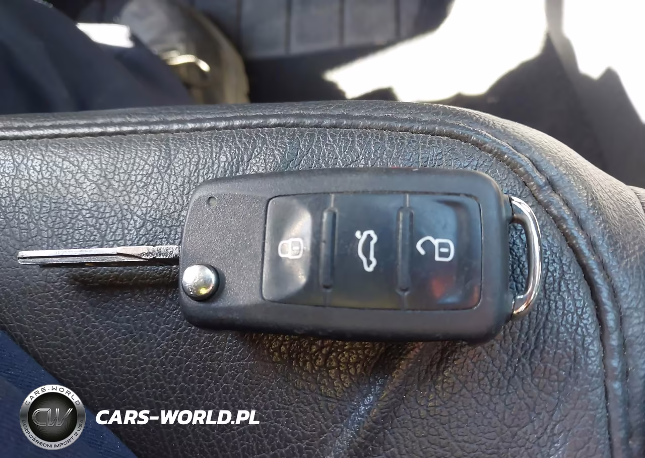 2010 Volkswagen Gti 2-Door VIN:WVWED7AJ2AW419881 - 11