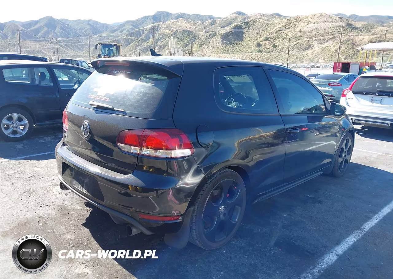 2010 Volkswagen Gti 2-Door VIN:WVWED7AJ2AW419881 - 4