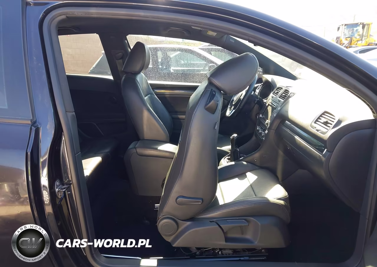 2010 Volkswagen Gti 2-Door VIN:WVWED7AJ2AW419881 - 5