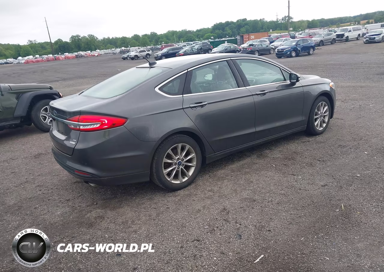 2017 Ford Fusion Se VIN:3FA6P0HD8HR352953 - 4