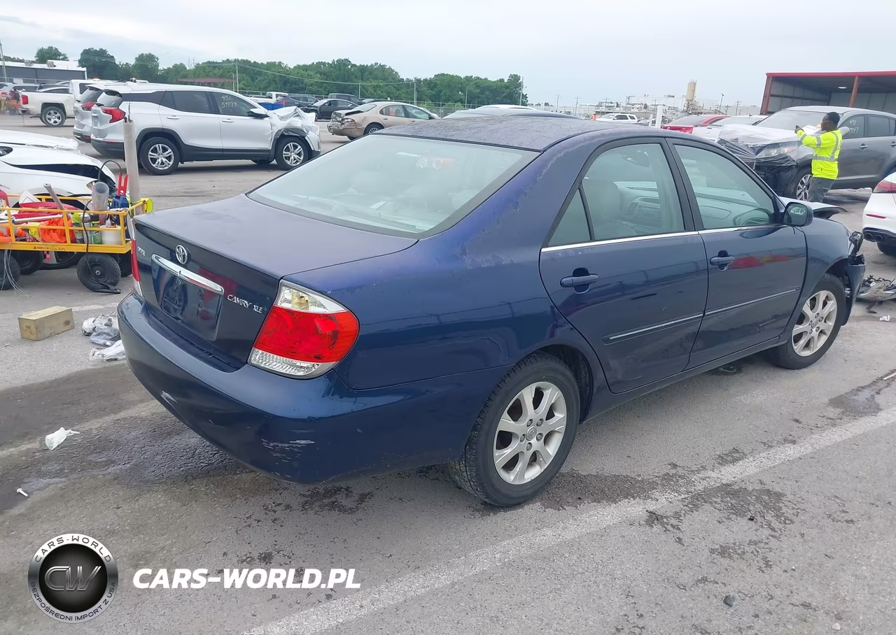 2006 Toyota Camry Xle VIN:4T1BE30K16U135773 - 4