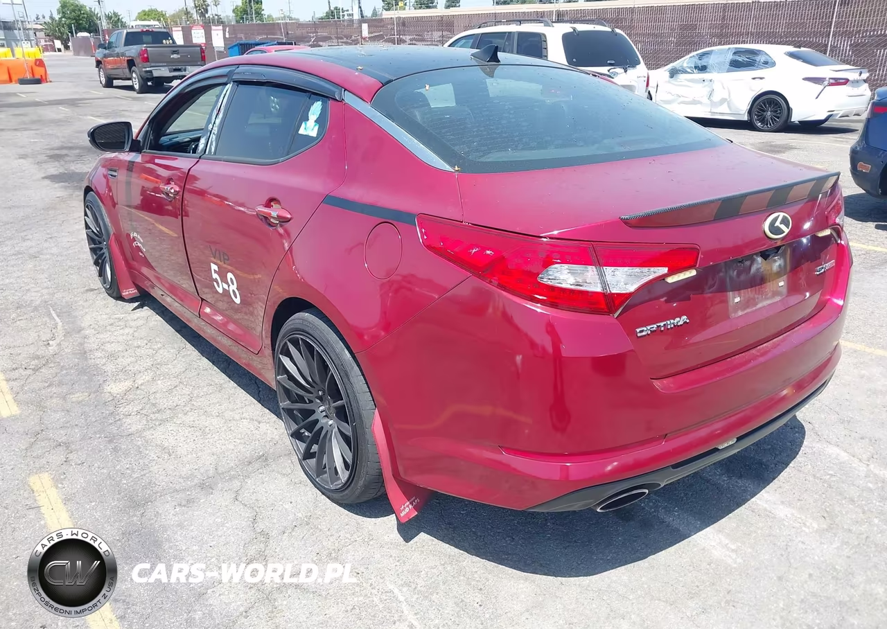 2013 Kia Optima Sx VIN:5XXGR4A62DG184702 - 3