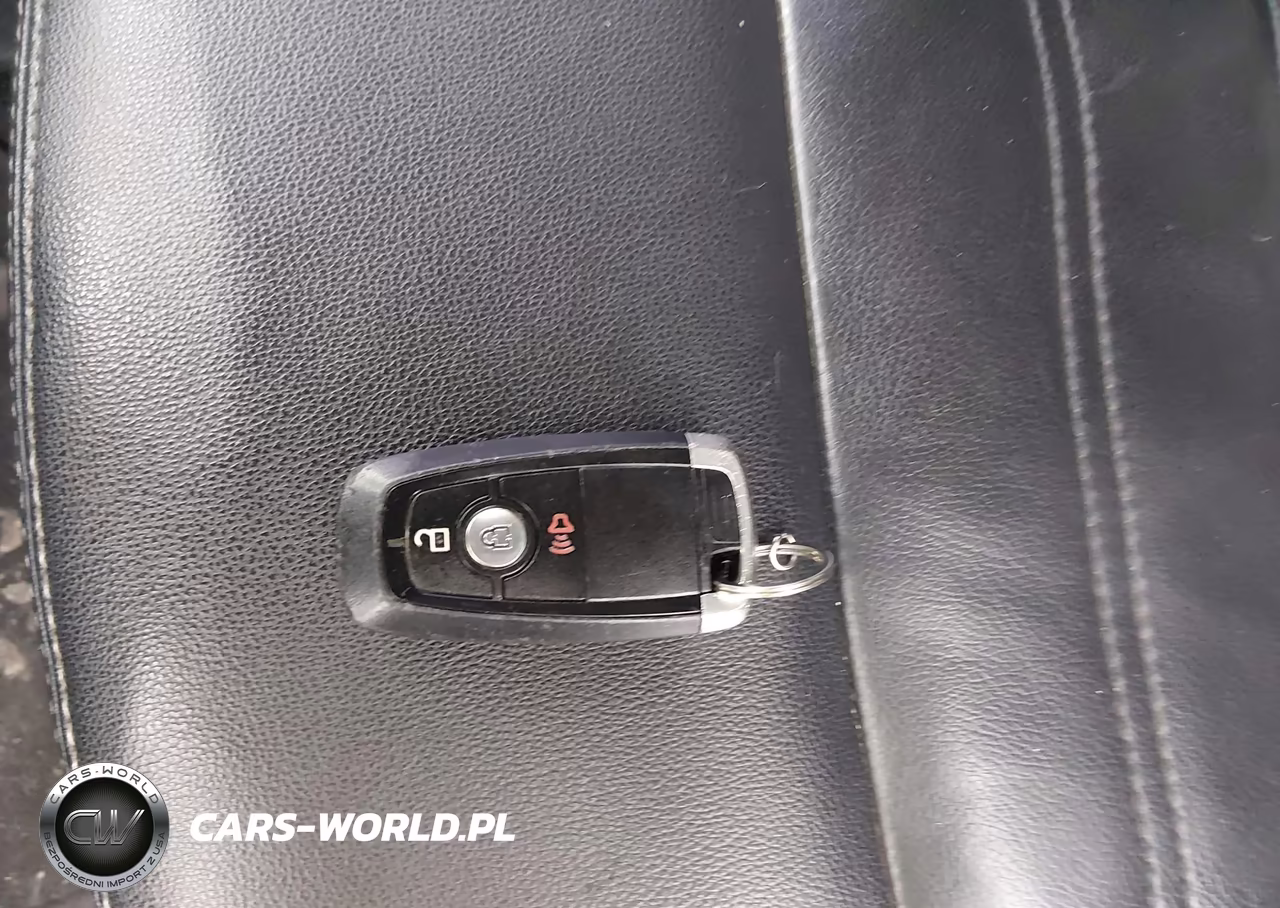 2018 Ford Ecosport Titanium VIN:MAJ3P1VE4JC212408 - 11