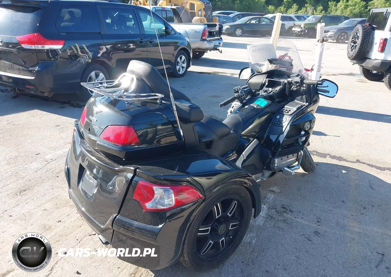 2015 Honda Gl1800 Abs VIN:JH2SC68N4FK100058 - 4