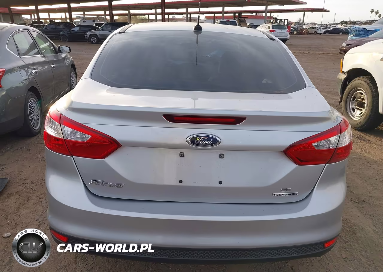 2014 Ford Focus Se VIN:1FADP3F27EL363561 - 15