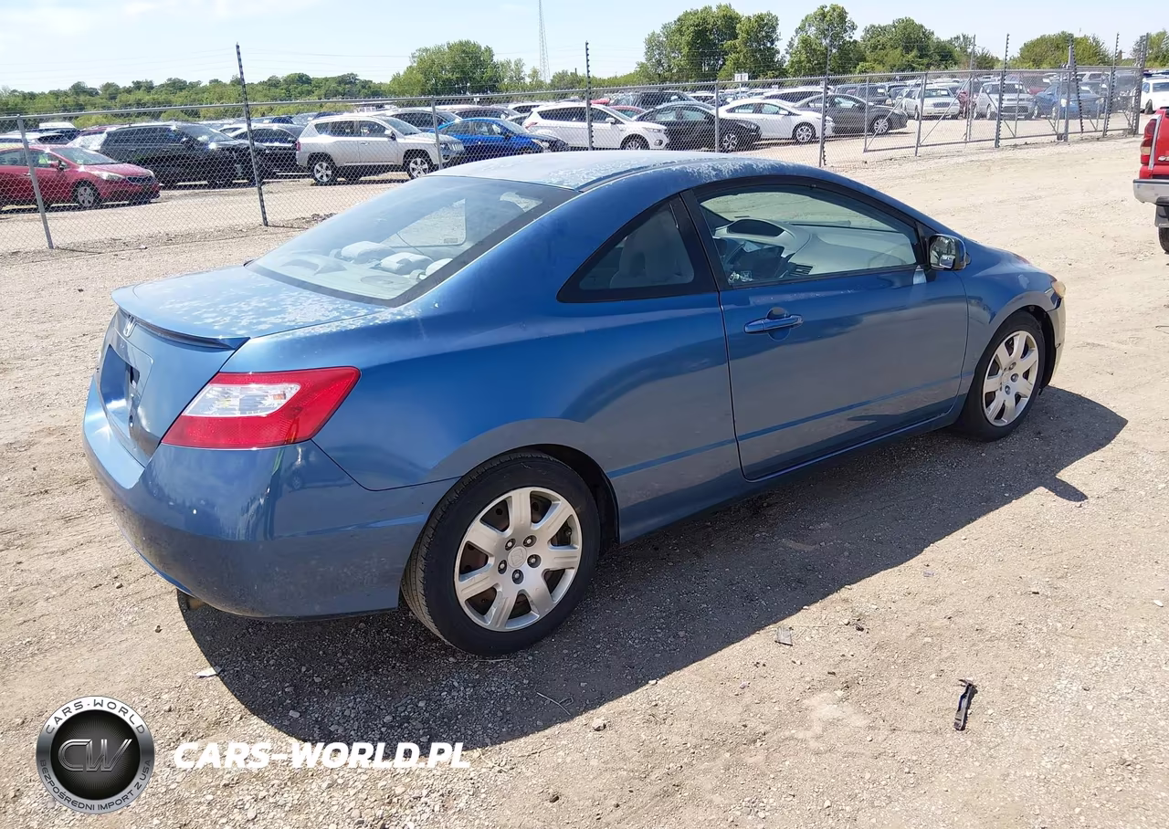 2008 Honda Civic Lx VIN:2HGFG12638H521204 - 4