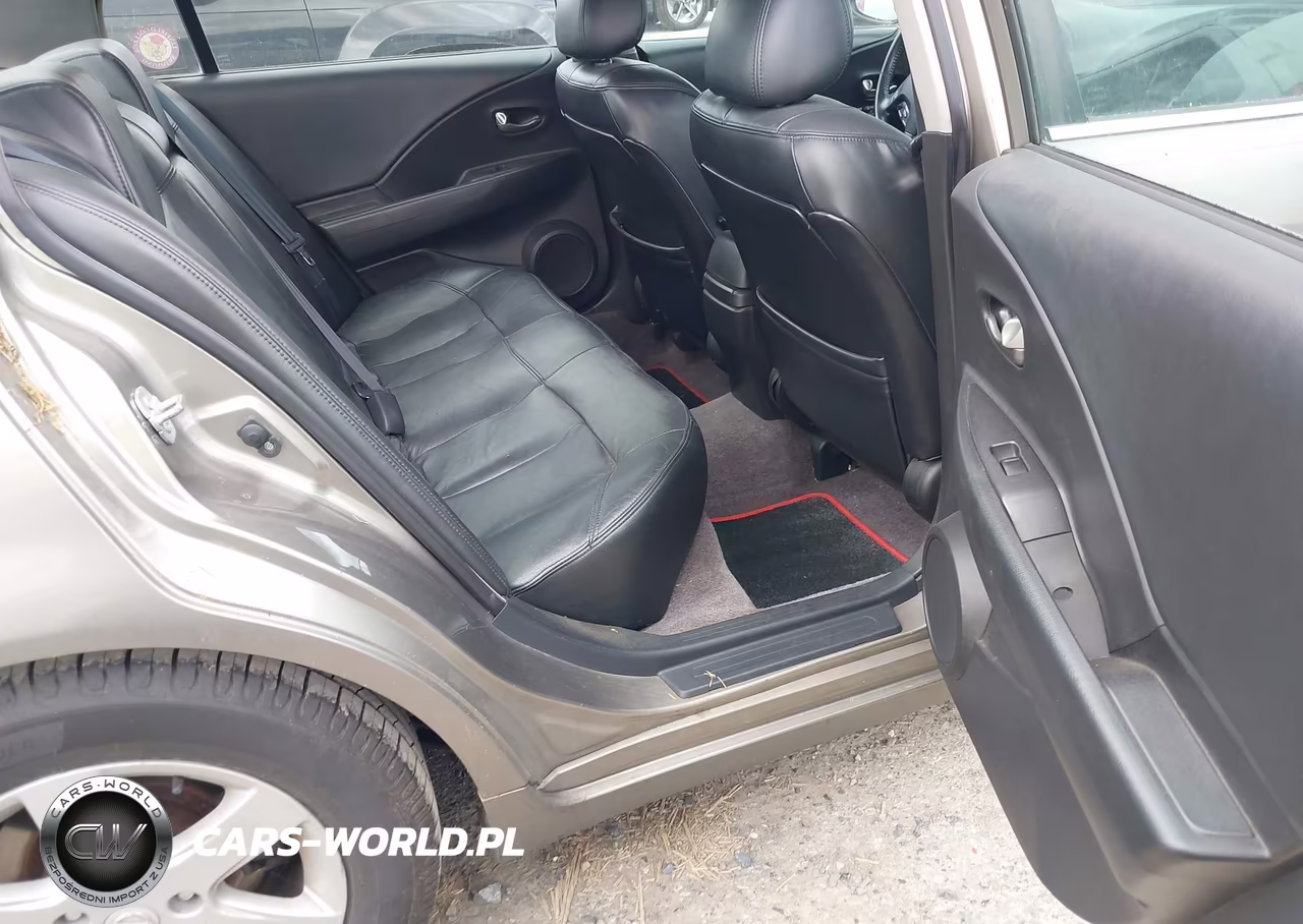 2002 Nissan Altima 2.5 Sl VIN:1N4AL11D52C215500 - 8