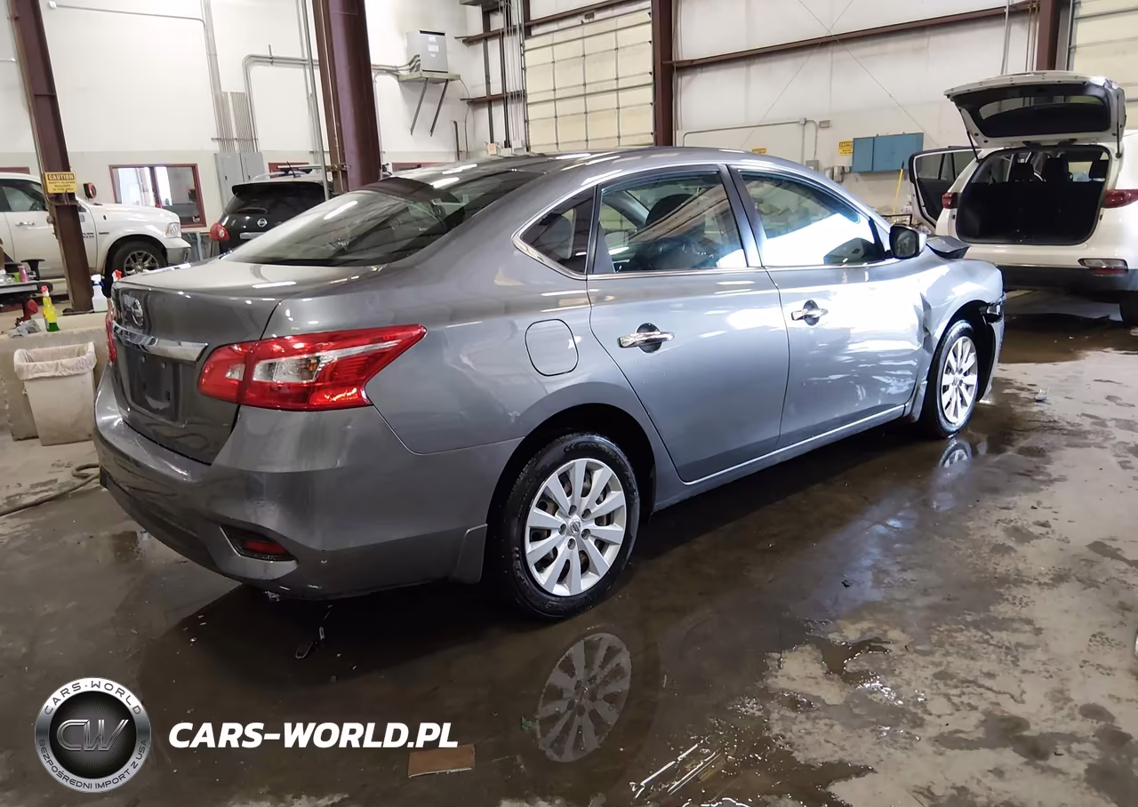 2017 Nissan Sentra S VIN:3N1AB7AP9HY385114 - 4