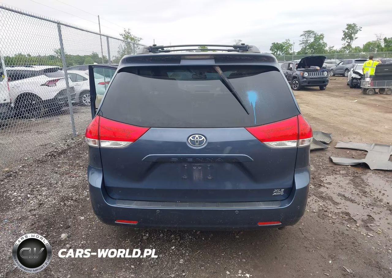 2013 Toyota Sienna Xle 7 Passenger VIN:5TDDK3DC7DS065142 - 17