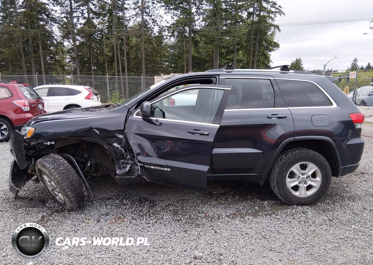 2015 Jeep Grand Cherokee Laredo VIN:1C4RJFAG9FC955602 - 14