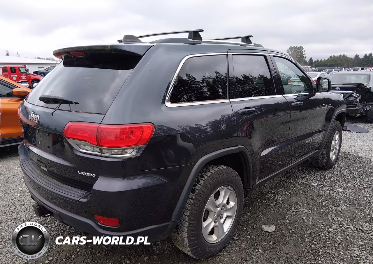 2015 Jeep Grand Cherokee Laredo VIN:1C4RJFAG9FC955602 - 4