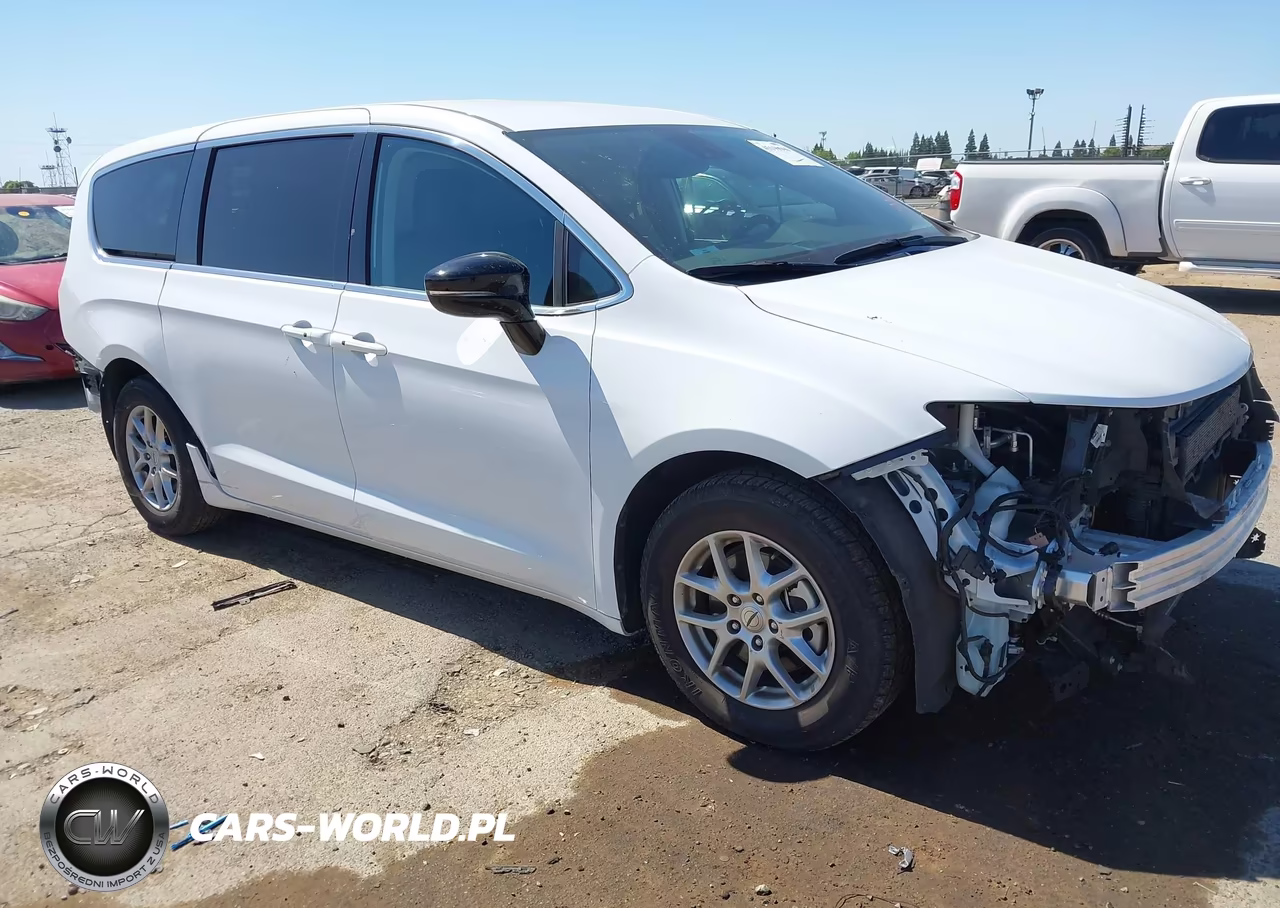 2024 Chrysler Pacifica Touring L – zdjęcie 1 z 18