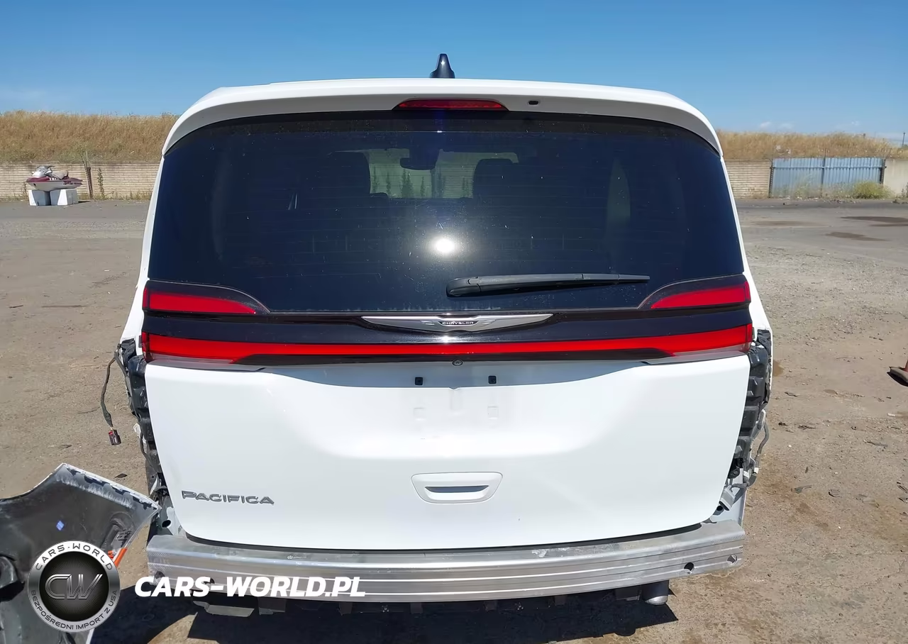 2024 Chrysler Pacifica Touring L VIN:2C4RC1BG5RR107000 - 17