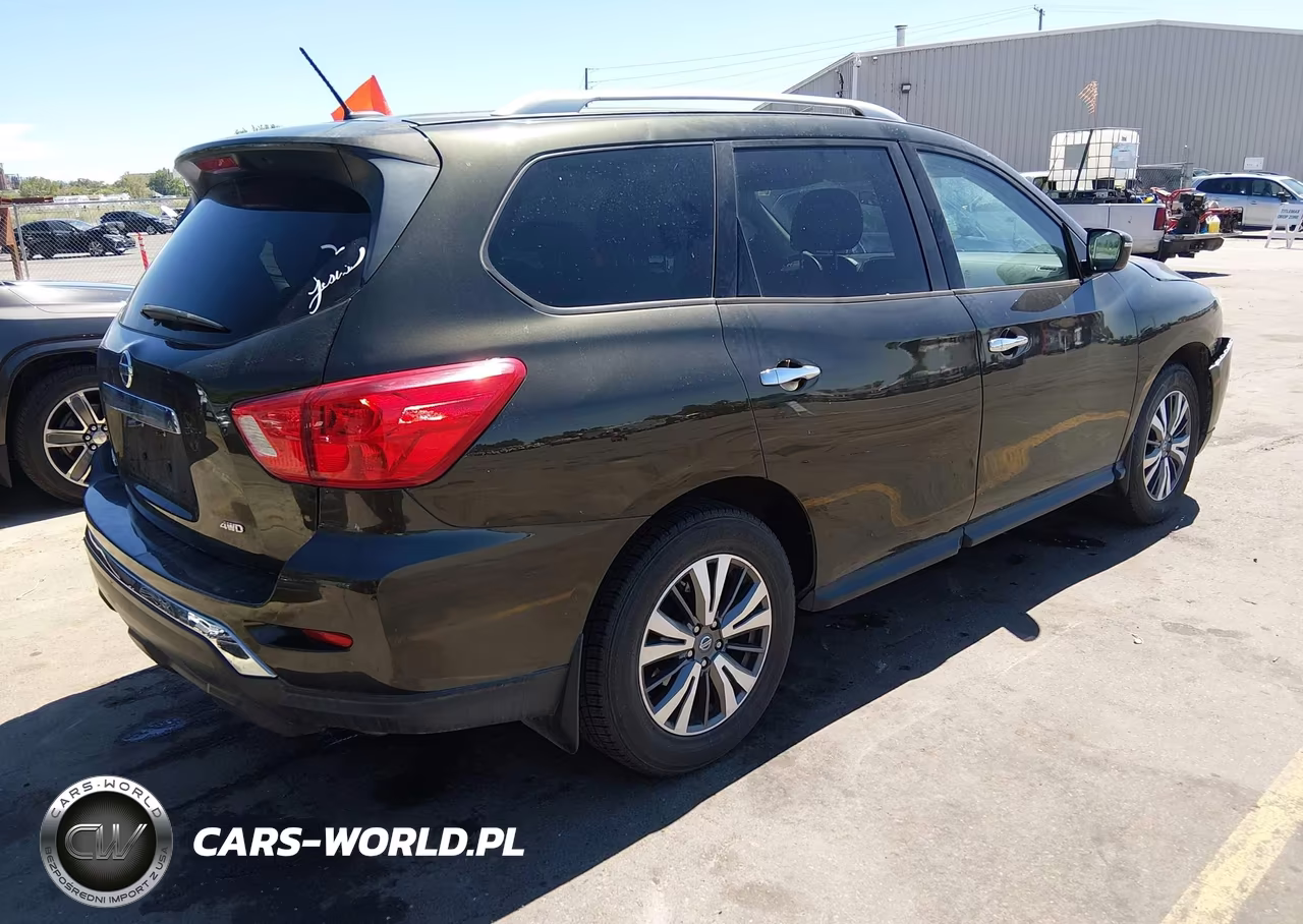 2017 Nissan Pathfinder S VIN:5N1DR2MM1HC635802 - 4