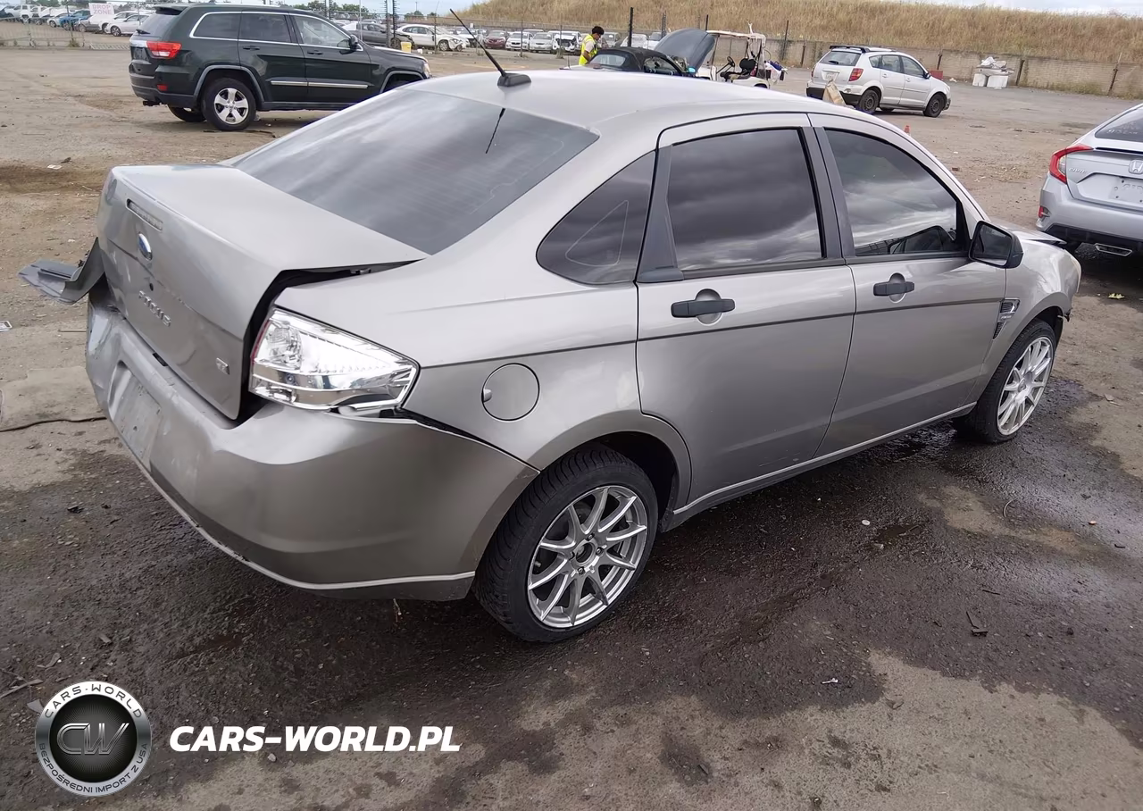 2008 Ford Focus Se-Ses VIN:1FAHP35N18W107805 - 4