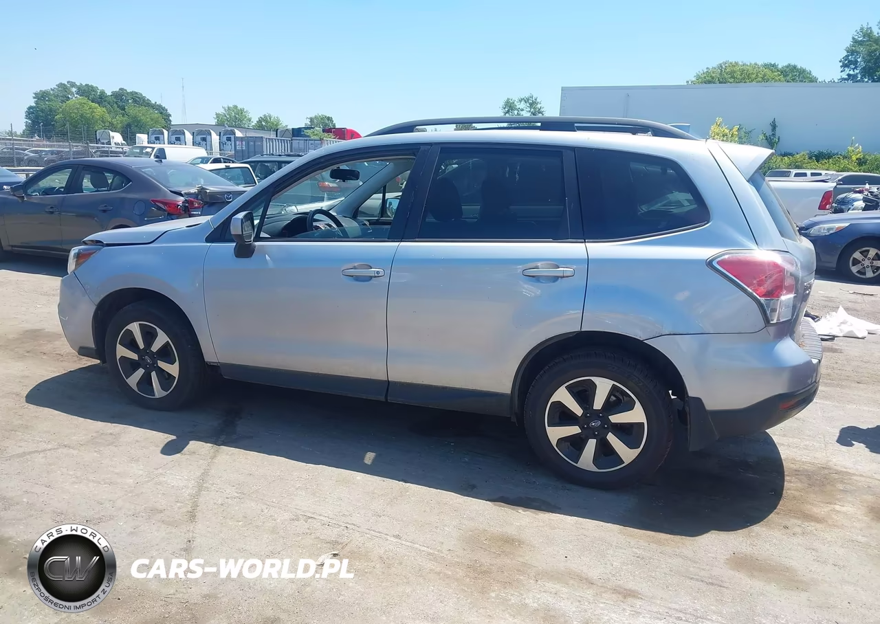 2018 Subaru Forester 2.5I Premium VIN:JF2SJAEC2JH517075 - 14