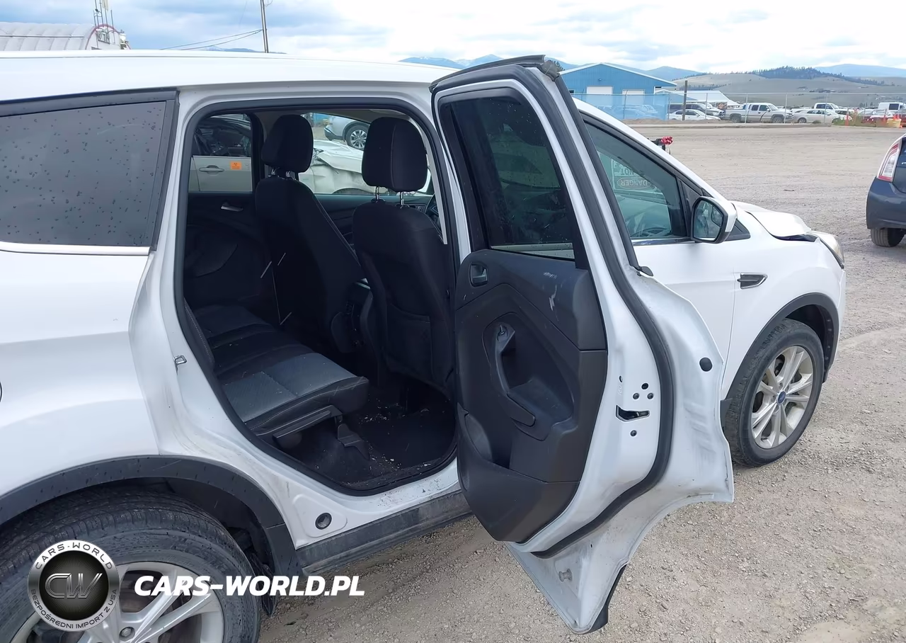 2017 Ford Escape Se VIN:1FMCU9GD6HUB23834 - 8
