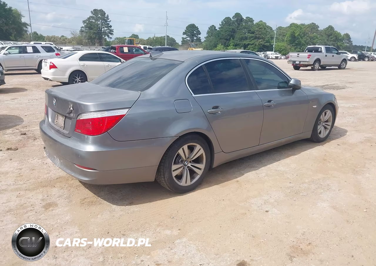 2010 BMW 528I VIN:WBANU5C50AC442207 - 4