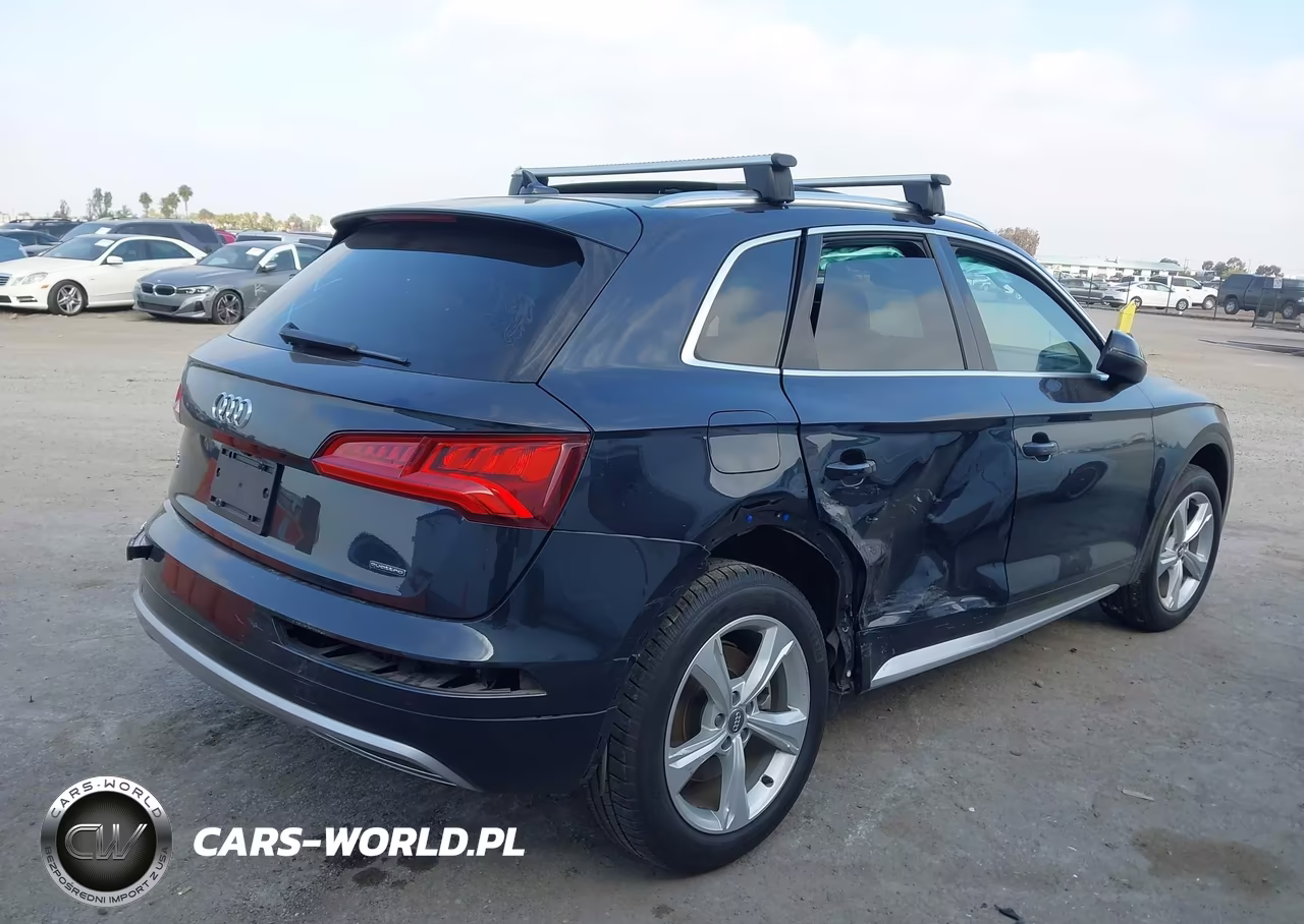 2020 Audi Q5 Premium 45 Tfsi Quattro S Tronic VIN:WA1ANAFY0L2044348 - 4