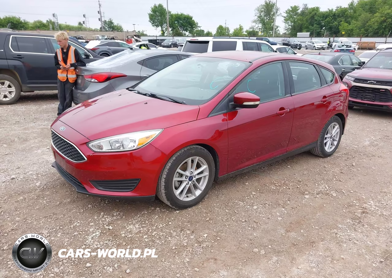2017 Ford Focus Se VIN:1FADP3K22HL245069 - 2
