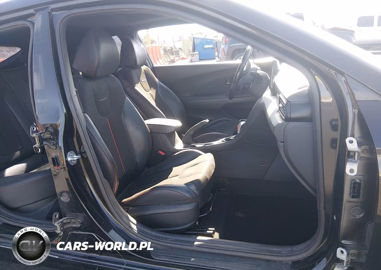 2019 Hyundai Veloster 2.0 Premium VIN:KMHTG6AF4KU009886 - 5