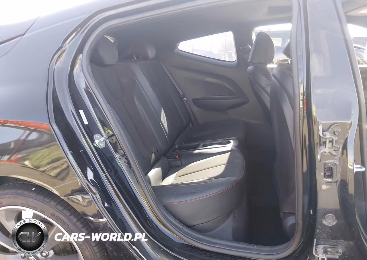 2019 Hyundai Veloster 2.0 Premium VIN:KMHTG6AF4KU009886 - 8