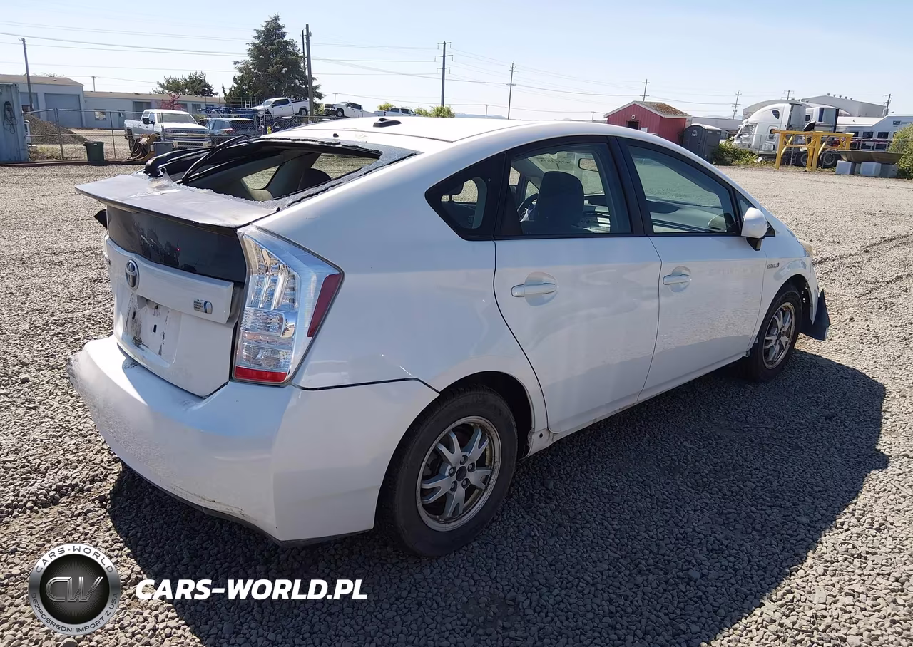 2010 Toyota Prius Ii VIN:JTDKN3DU8A5156106 - 4