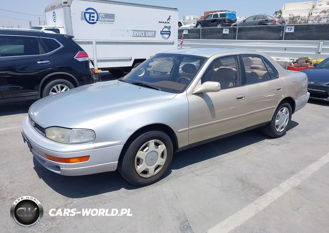1994 Toyota Camry Le VIN:4T1GK12E5RU020947 - 2