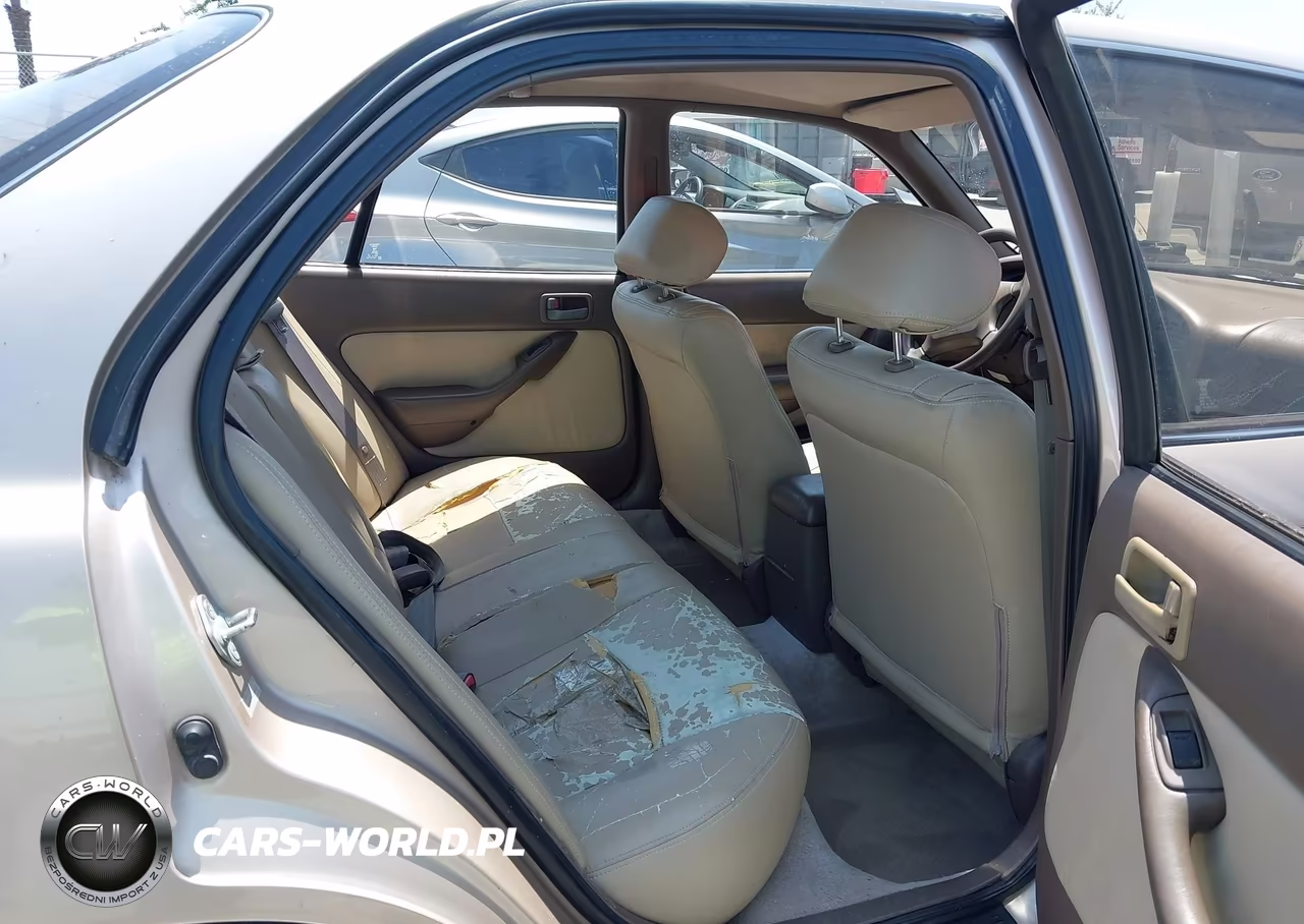 1994 Toyota Camry Le VIN:4T1GK12E5RU020947 - 8